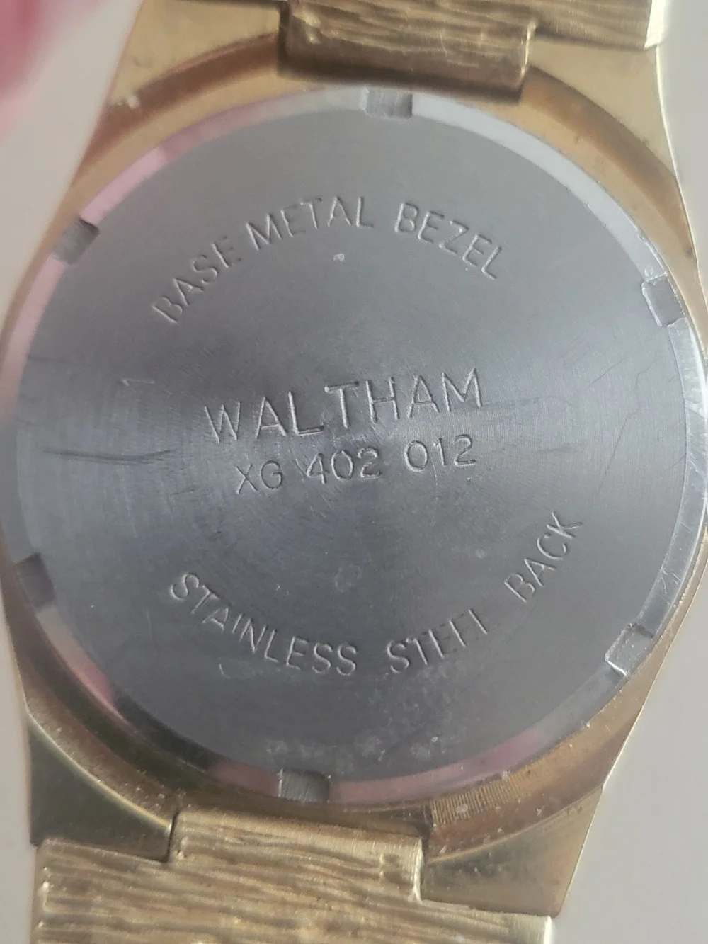 Vtg Waltham Goldtone/Black Diamond Nugget Style Men's Watch